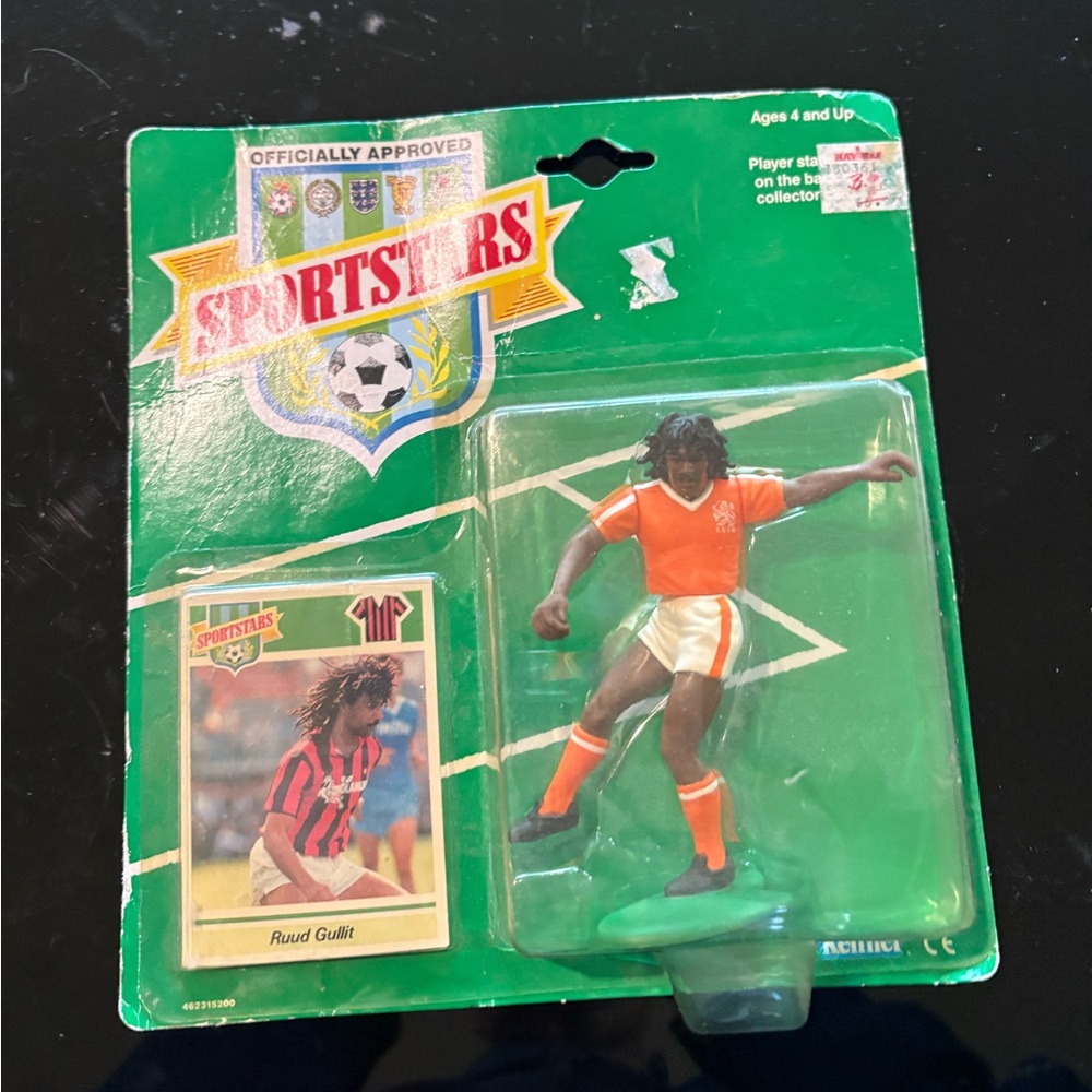 Sportstars Ruud Gullit collectible with card
